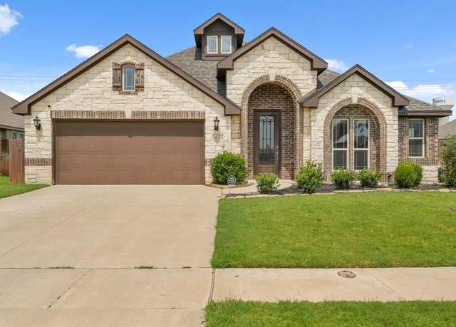 Property at 1624 Irene Dr, Crowley, TX 76036, 4 beds, 2 baths