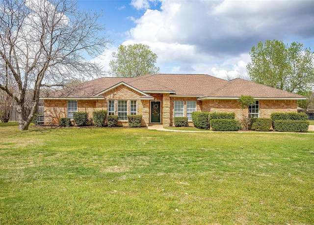 Property at 4709 Oak Grove Rendon Rd, Burleson, TX 76028, 4 beds, 2 baths