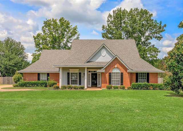 Property at 205 Ridgefield Dr, Bossier City, LA 71111, 4 beds, 2 baths