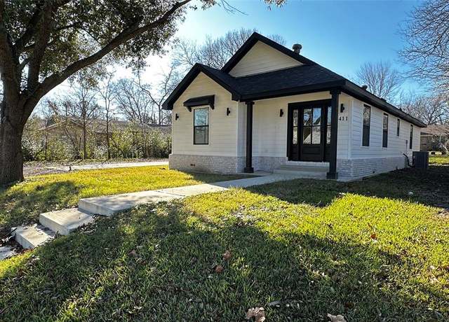 Property at 411 N Waldrip St, Grand Saline, TX 75140, 3 beds, 2 baths