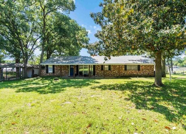 Property at 149 Evergreen Dr, Gun Barrel City, TX 75156, 3 beds, 2 baths