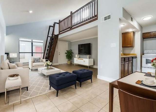 Property at 6646 E Lovers Ln #1510, Dallas, TX 75214, 2 beds, 1 bath