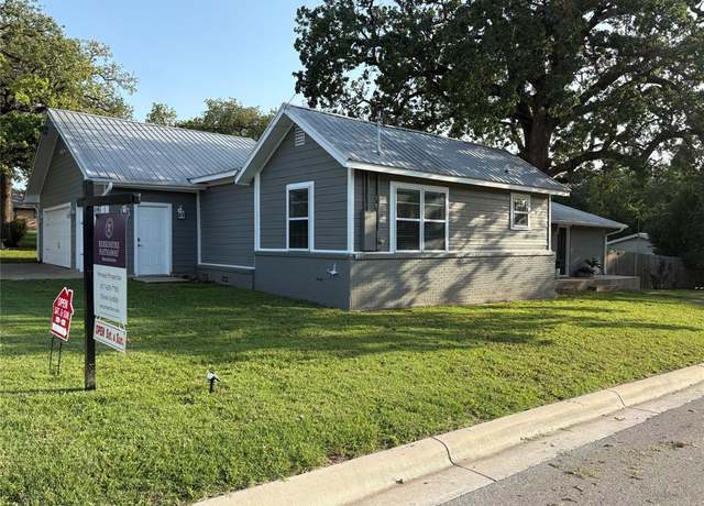 Property at 411 Harcourt St, Weatherford, TX 76086, 3 beds, 3 baths