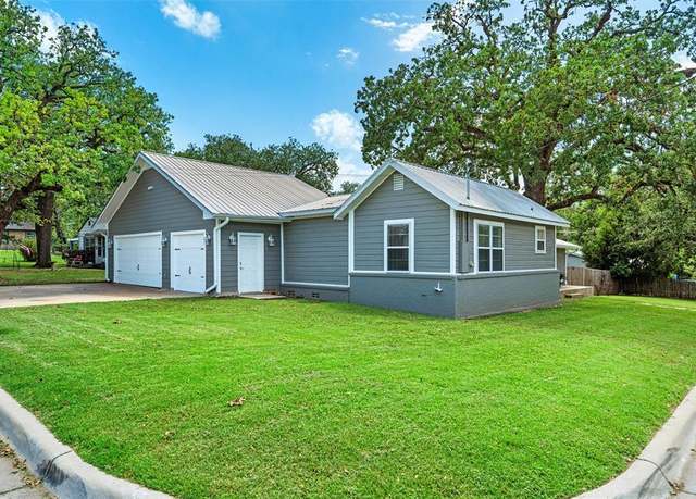 Property at 411 Harcourt St, Weatherford, TX 76086, 3 beds, 3 baths