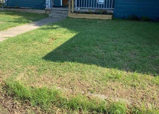 Property at 501 Needham St, Coleman, TX 76834, 4 beds, 2 baths