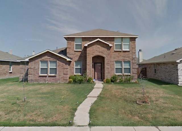 Property at 1027 Graystone Dr, Lancaster, TX 75134, 7 beds, 2.5 baths