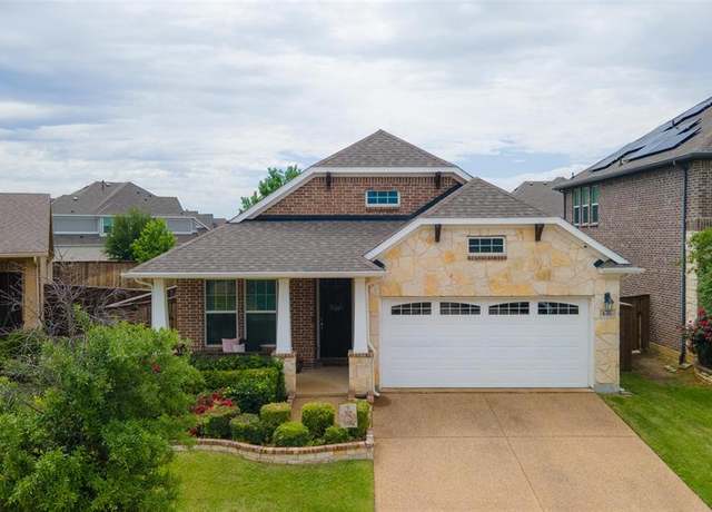 Property at 616 Chippewa Way, Aubrey, TX 76227, 4 beds, 2 baths
