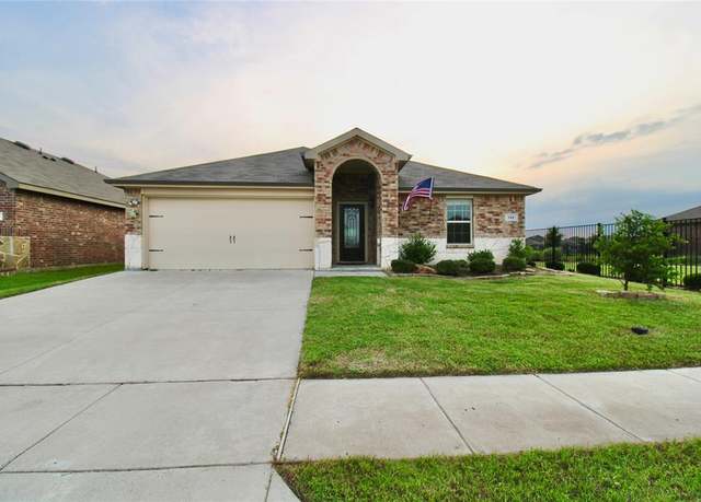 Property at 721 Darlington Oak Ave, Royse City, TX 75189, 4 beds, 2 baths