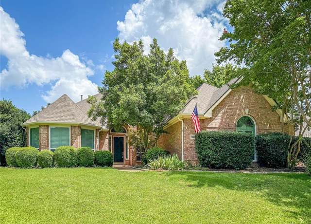 Property at 920 Midland Creek Dr, Southlake, TX 76092, 4 beds, 3 baths