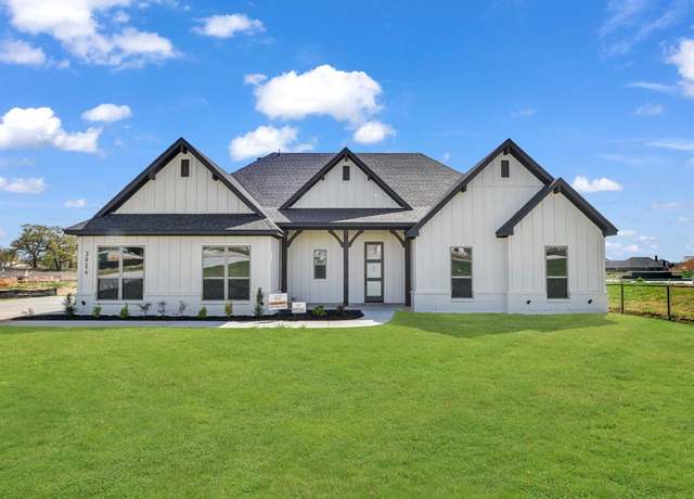 Property at 3024 Westfork Way, Springtown, TX 76082, 4 beds, 2.5 baths