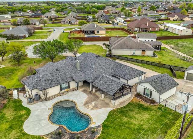 Property at 109 Meadow Glen Ct, Aledo, TX 76008, 5 beds, 4 baths