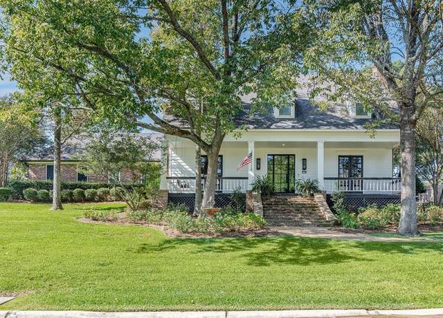 Property at 11180 Heritage Oaks Cir, Shreveport, LA 71106, 4 beds, 3.5 baths