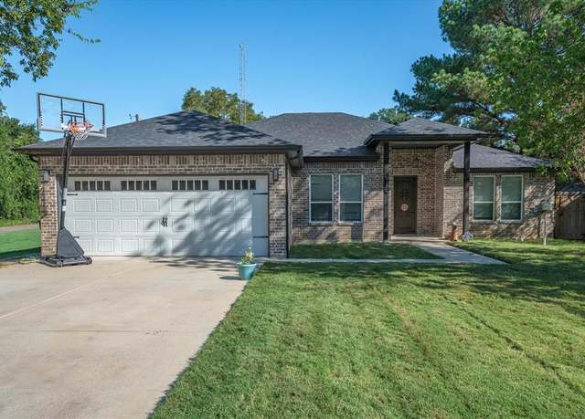 Property at 914 Owhyhe Rd, Tool, TX 75143, 4 beds, 2 baths