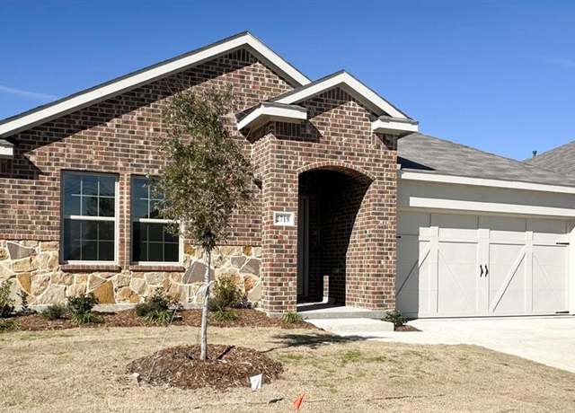 Property at 2719 Knollwood Trl, Crandall, TX 75114, 4 beds, 2 baths