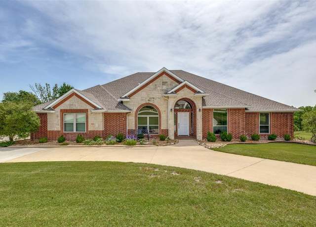 Property at 3209 S Bay Breeze Ln, Fort Worth, TX 76179, 5 beds, 3.5 baths