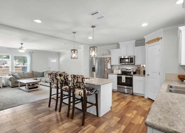 Property at 7193 Hop St, Azle, TX 76020, 3 beds, 2 baths