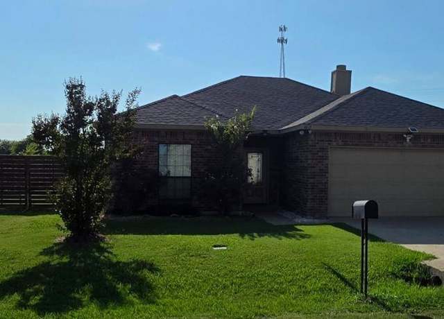 Property at 1002 Baker Ln, Mabank, TX 75147, 3 beds, 2 baths