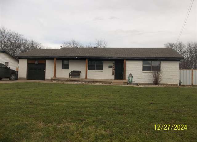 Property at 3533 Reagan Dr, Fort Worth, TX 76116, 3 beds, 2 baths