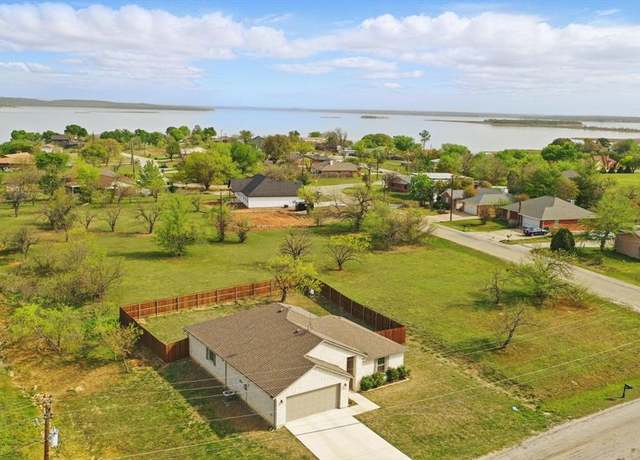 Property at 216 Runaway Bay Dr, Runaway Bay, TX 76426, 3 beds, 2 baths