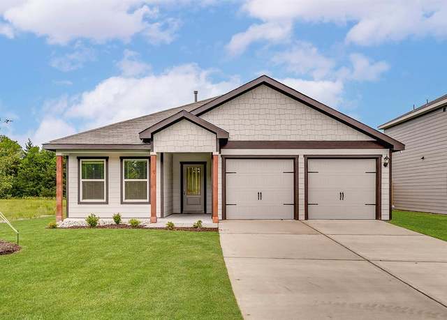 Property at 104 Southgate Dr, Terrell, TX 75160, 3 beds, 2 baths