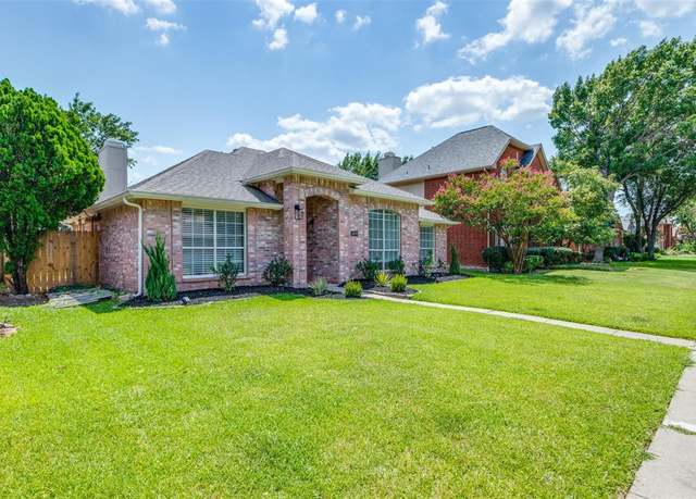 Property at 11005 Columbia Dr, Frisco, TX 75035, 4 beds, 2 baths