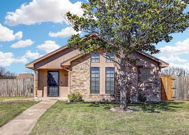 Property at 7109 Scots Briar Ct, Fort Worth, TX 76137, 3 beds, 2 baths
