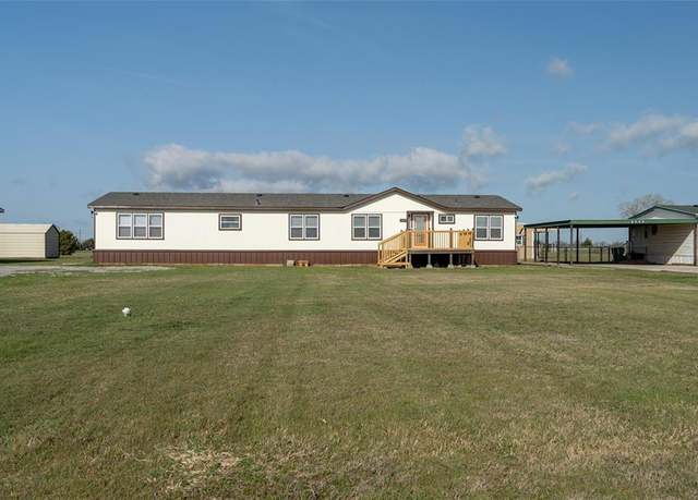 Property at 1003 S FM 369, Burkburnett, TX 76354, 4 beds, 2.5 baths