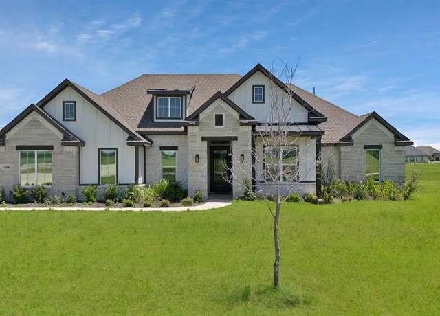 Property at 14908 S County Line Rd, Justin, TX 76247, 4 beds, 2.5 baths