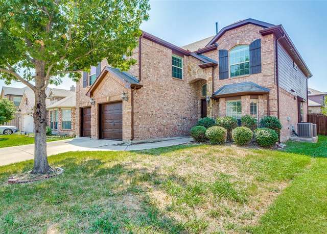 Property at 1308 Soaptree Ln, Haslet, TX 76177, 5 beds, 4.5 baths
