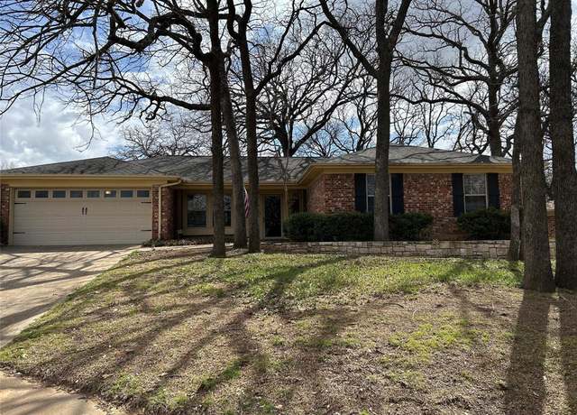 Property at 3028 Scenic Hills Ct, Bedford, TX 76021, 4 beds, 2 baths