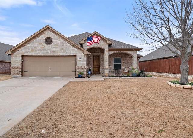 Property at 110 Donna Cir, Granbury, TX 76049, 4 beds, 3 baths
