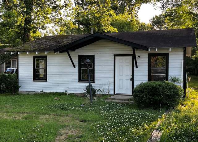Property at 7032 Gregory St, Shreveport, LA 71108, 3 beds, 1 bath