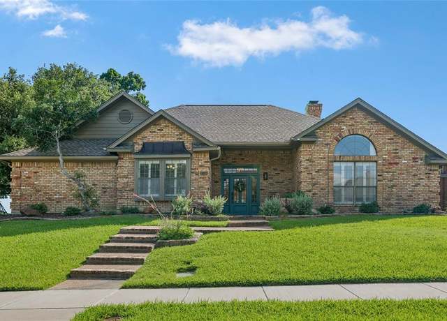 Property at 2126 Antibes Dr, Carrollton, TX 75006, 3 beds, 3.5 baths