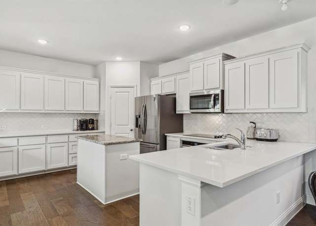 Property at 652 Coleman St, Aubrey, TX 76227, 3 beds, 3 baths