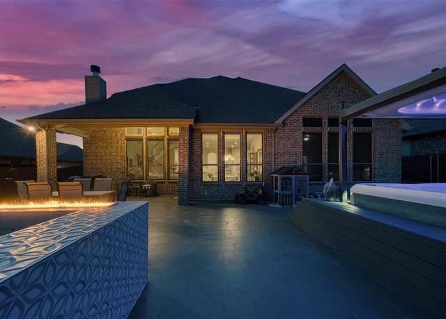 Property at 2822 Palmerston Dr, Midlothian, TX 76065, 5 beds, 3.5 baths