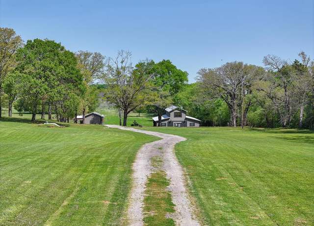 Property at 902 Vz County Road 3710, Edgewood, TX 75117, 3 beds, 2 baths