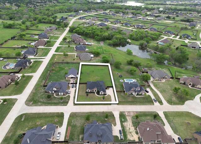 Property at 6441 Jasper Cir, Midlothian, TX 76065, 4 beds, 3.5 baths