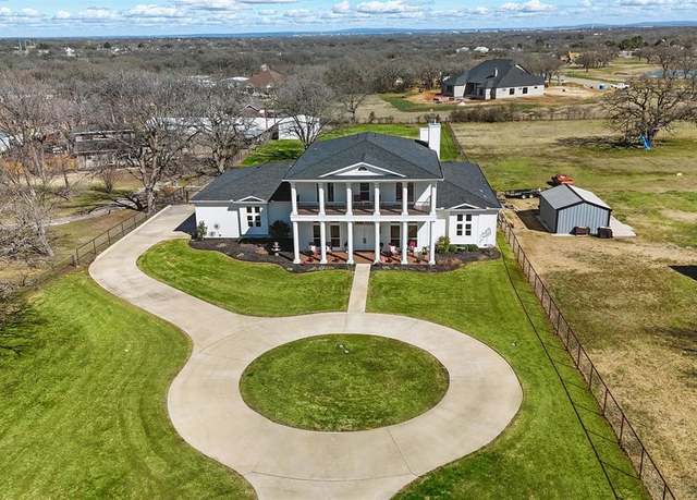 Property at 7761 Berry Rd, Burleson, TX 76028, 4 beds, 5.5 baths