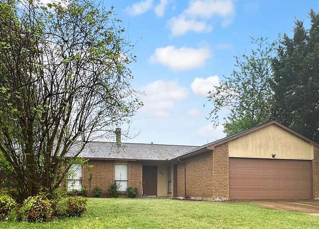 Property at 411 Mckinley St, Cedar Hill, TX 75104, 3 beds, 2 baths