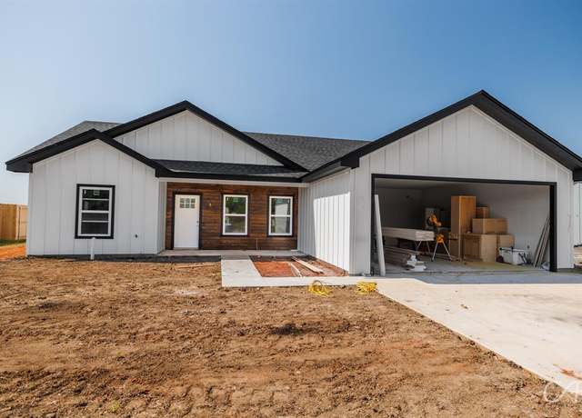 Property at 825 Ruger, Clyde, TX 79510, 3 beds, 2 baths