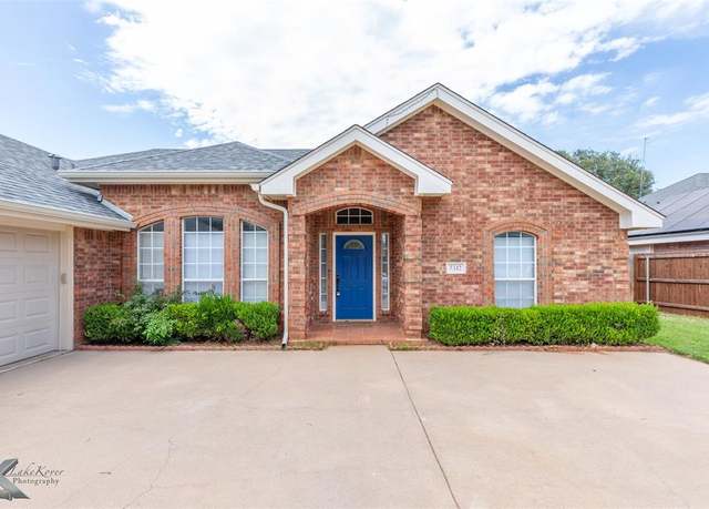 Property at 5342 Willow Ridge Rd, Abilene, TX 79606, 3 beds, 2 baths