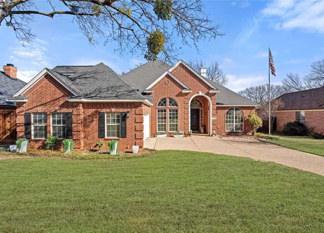 Property at 2016 Skelton St, Flower Mound, TX 75022, 4 beds, 3.5 baths