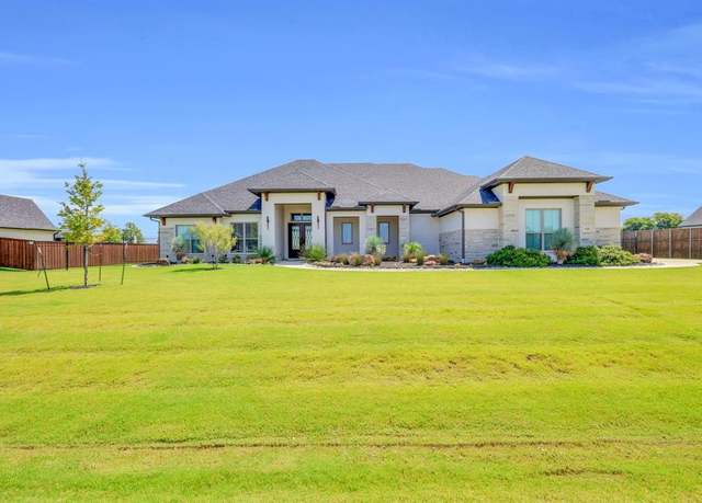 Property at 620 Dove Meadow Trl, Waxahachie, TX 75167, 4 beds, 3 baths