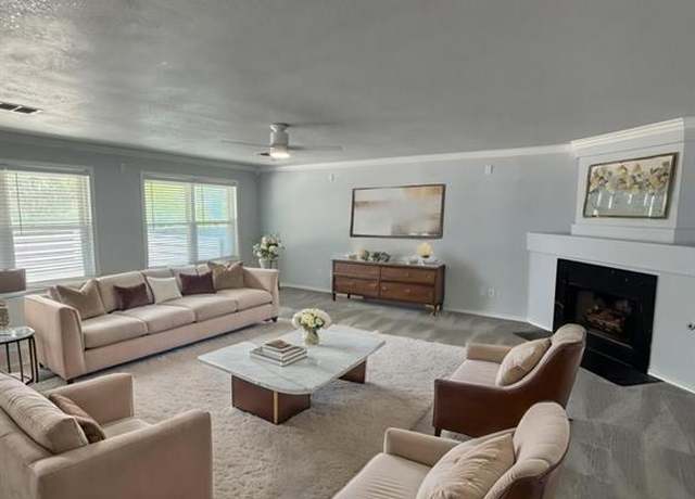 Property at 6512 Willow Oak Ct, Fort Worth, TX 76112, 4 beds, 2.5 baths