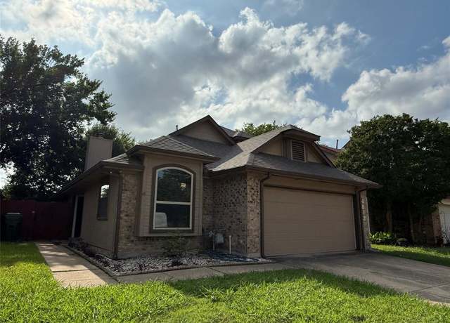 Property at 4813 Tree Top Ln, Garland, TX 75044, 3 beds, 2.5 baths