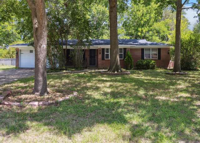 Property at 713 Plaza Dr, Fort Worth, TX 76140, 3 beds, 2 baths