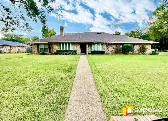 Property at 5407 Coach Rd, Bossier City, LA 71111, 3 beds, 2.5 baths