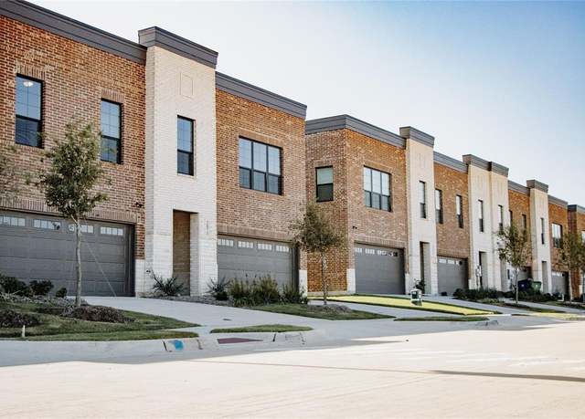 Property at 2069 Layla Dr, Waxahachie, TX 75165, 3 beds, 2.5 baths