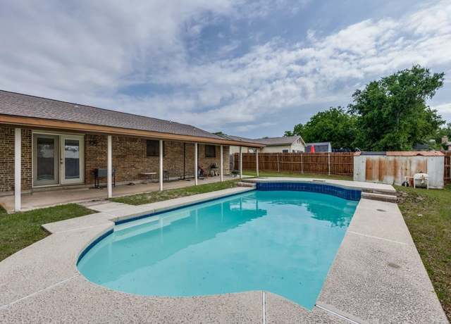 Property at 5612 Macrae St, Haltom City, TX 76148, 3 beds, 2 baths