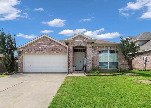 Property at 809 Fox Run Trl, Saginaw, TX 76179, 4 beds, 2 baths